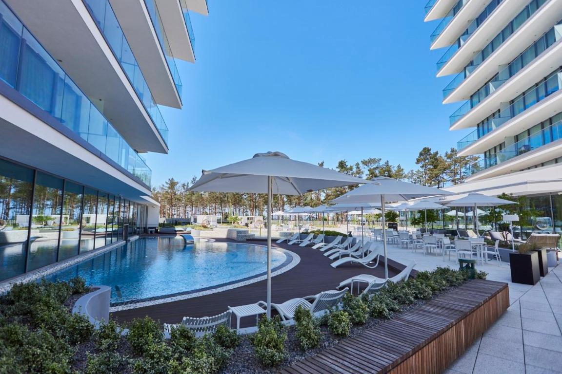 Wave Beachfront Family Apartment Miedzyzdroje Eksteriør bilde