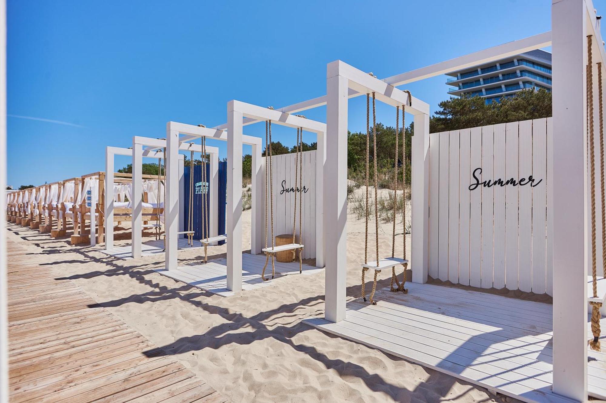 Wave Beachfront Family Apartment Miedzyzdroje Eksteriør bilde